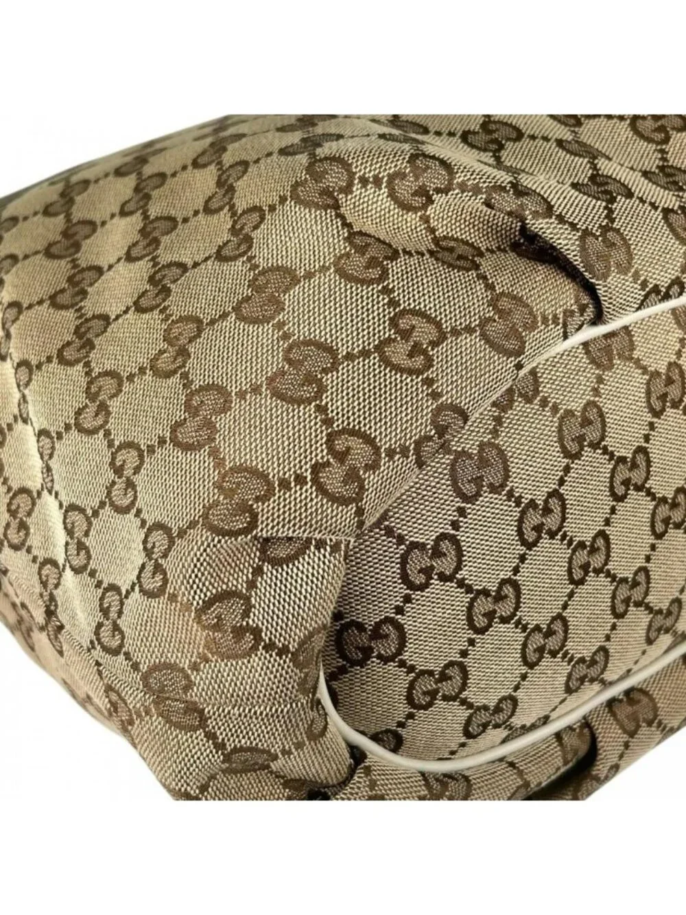 Gucci Shoulder Bag GG Canvas Beige Gold